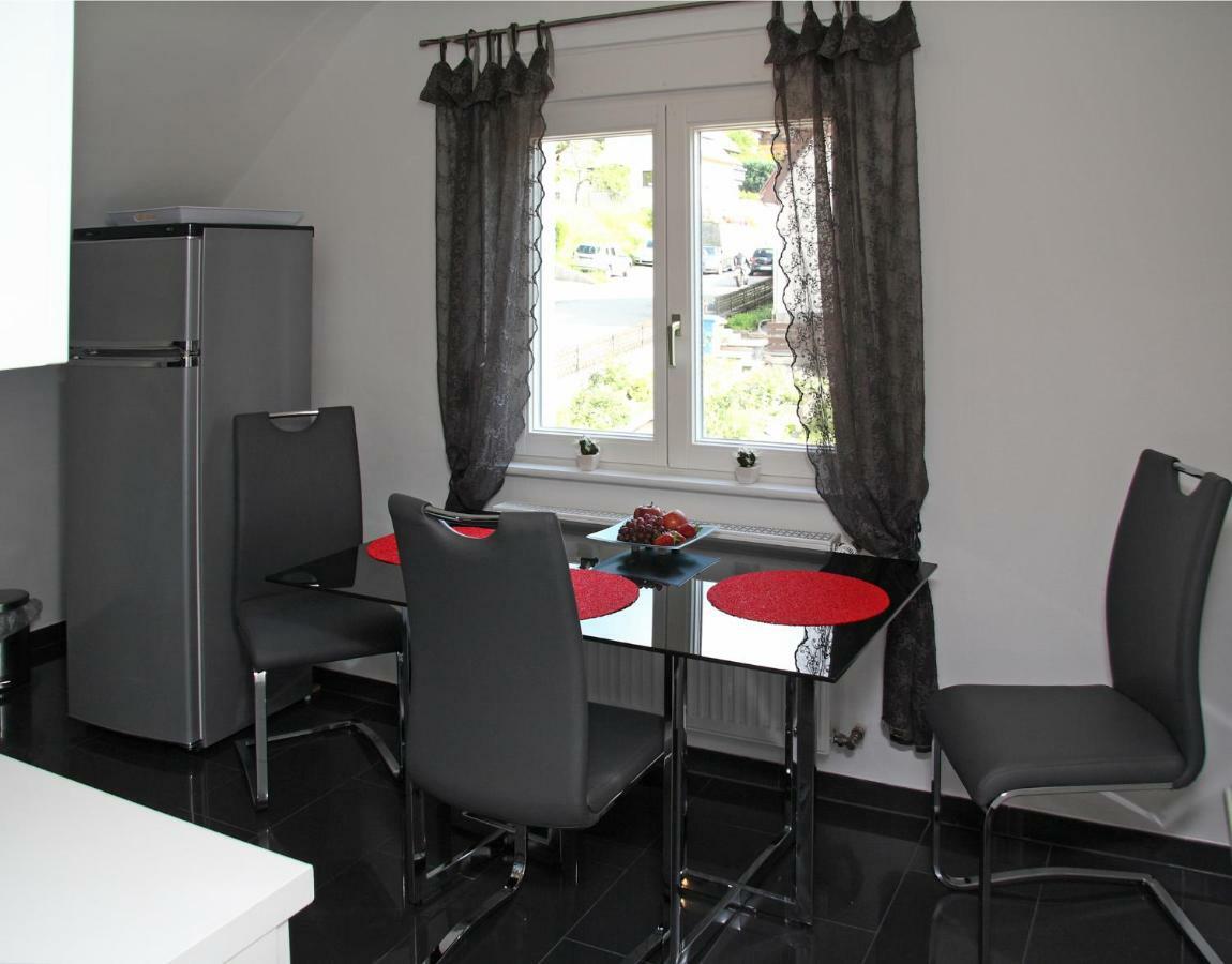 Apartment Sonnenterrasse Baden-Baden Bagian luar foto